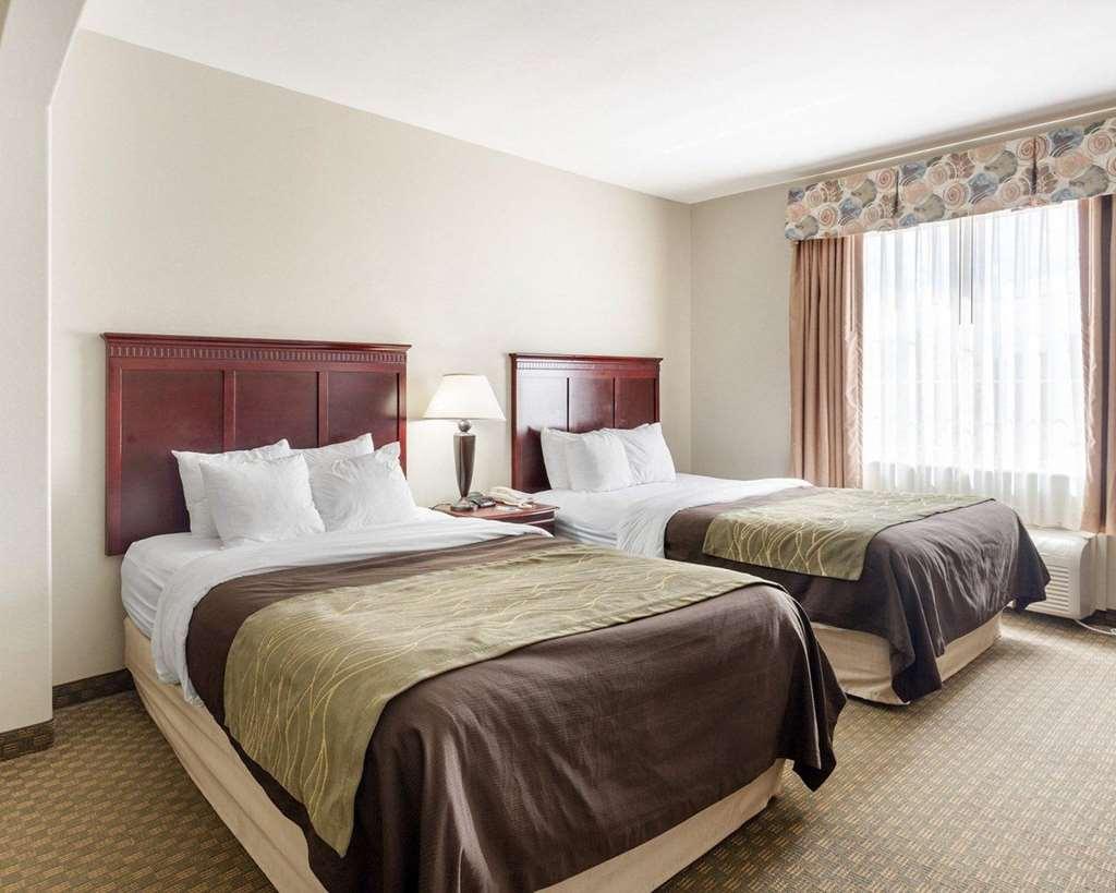 Best Western Heritage Inn & Suites Broussard Room photo